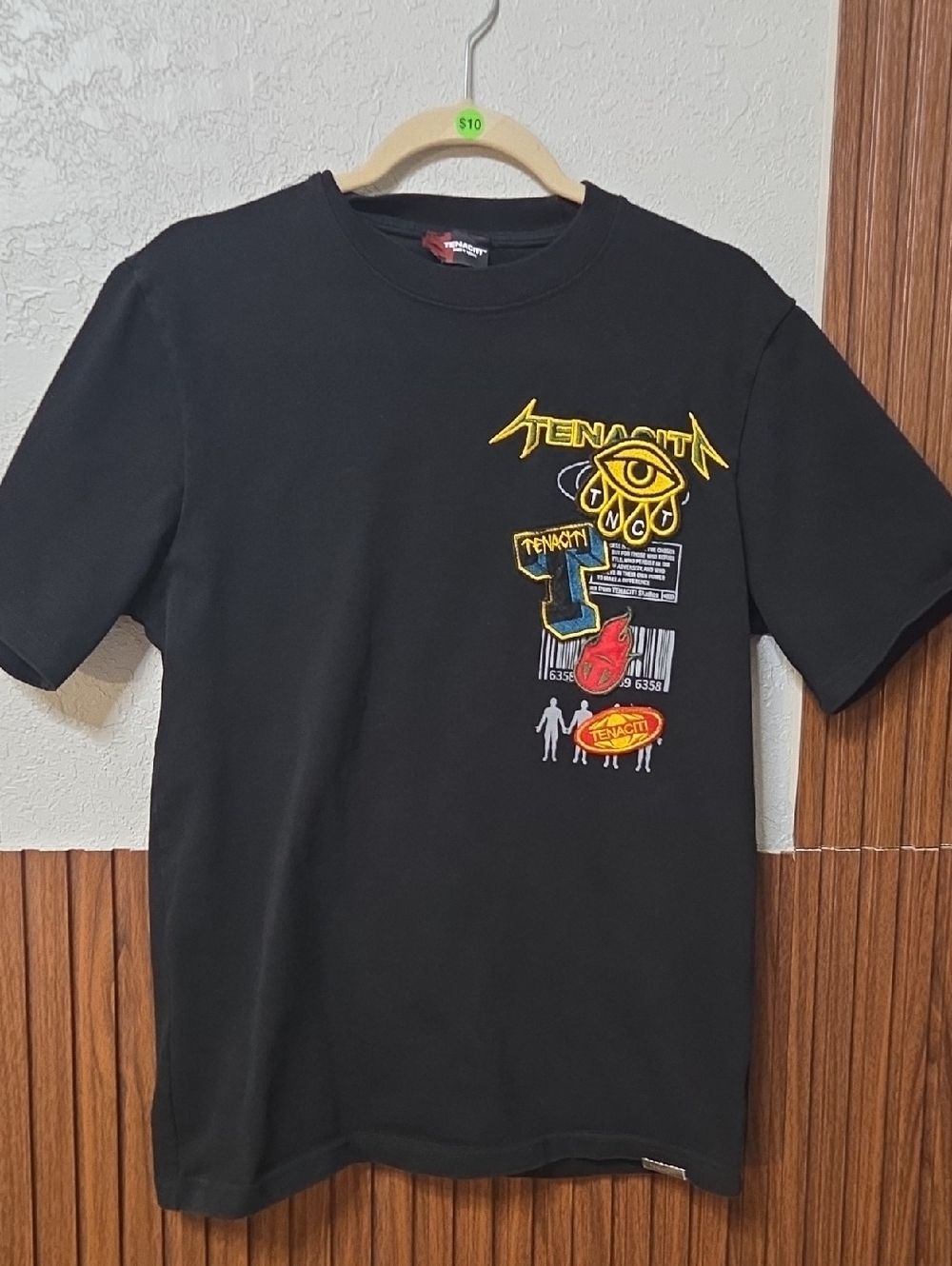 Black Short Sleeve Graphic Tee Tenaciti Brand Size Small [1179]
